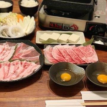 [Sukiyaki Set] Agu & Domestic Japanese Black Beef Sukiyaki Set 1 serving 5,280 yen (tax included)