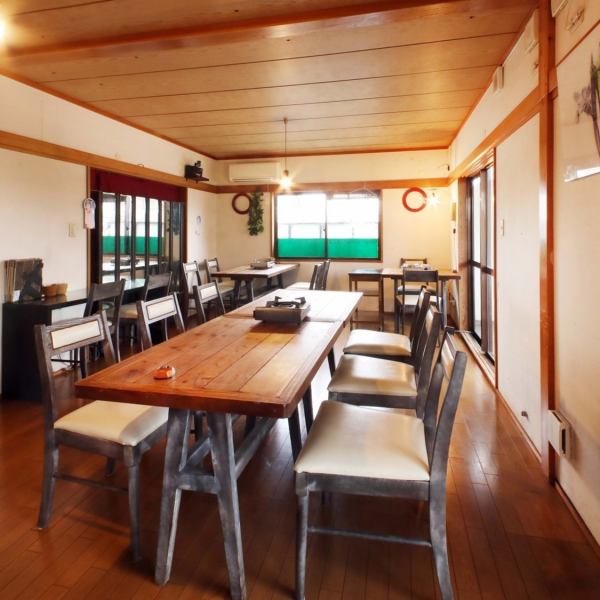 [We are accepting reservations for various banquets such as New Year's parties, receptions, patterns, welcome and farewell parties, and company trips!] The second floor also has spacious hall seats! The floor can be reserved for groups from 10 people. Meals are possible.Please feel free to contact us ♪