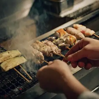 [120 minutes, for 2 or more people] Chef's choice course featuring six kinds of skewers and more <4 dishes total> 5000 yen (tax included)