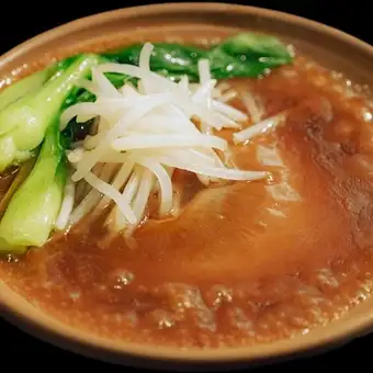 [180 minutes, for 2 or more people] Premium braised shark fin in an earthenware pot course (8 dishes total) 20,000 yen