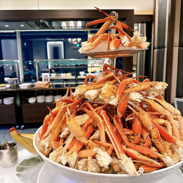 【豪華ディナーバイキング！】絶景×豪華食べ放題！本ズワイ蟹＆肉＆苺デザートを堪能♪