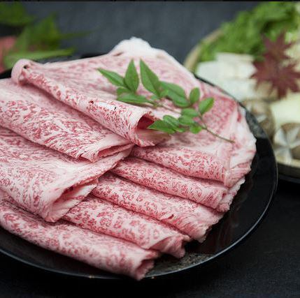 "Shabu-shabu eating comparison course" where you can taste 4 kinds of exquisite meat