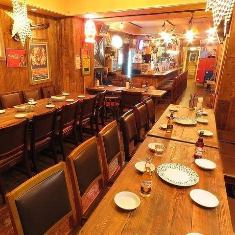 25名～50名様まで貸切OK！プロジェクターも有ります！