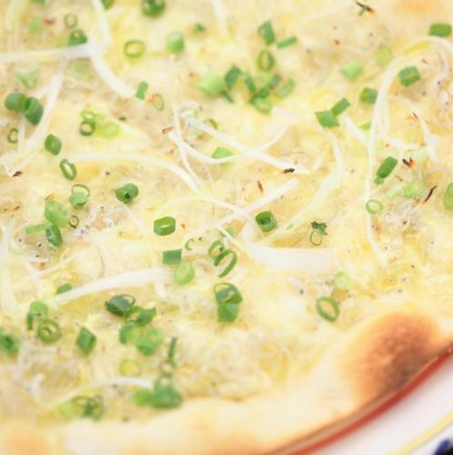 山利釜あげしらすのピッツァ