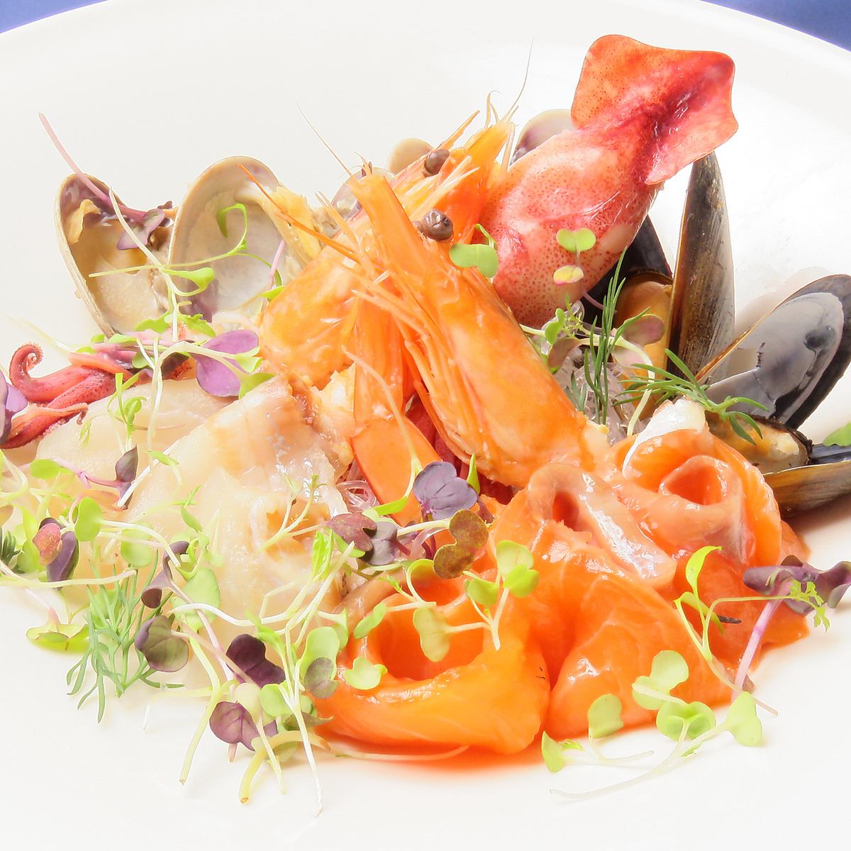 旬な魚介を使用したメニューもございます☆