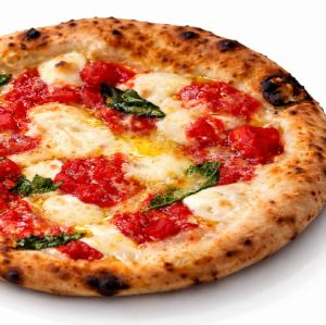 トマトとモッツァレラチーズのマルゲリータ