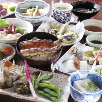 【宴会套餐：6,000日元（不含税）、12道菜品】前一天下午6:00之前接受预订。