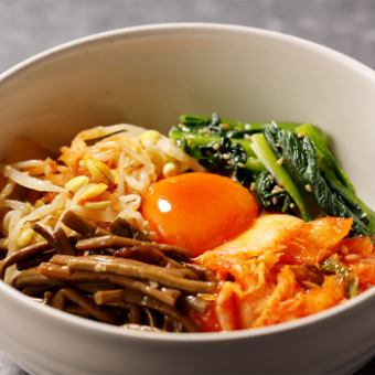万場特製ビビンバ