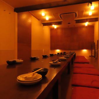 Second floor for 18 people.It can be used as a private room.Perfect for various parties. Make your reservation early!