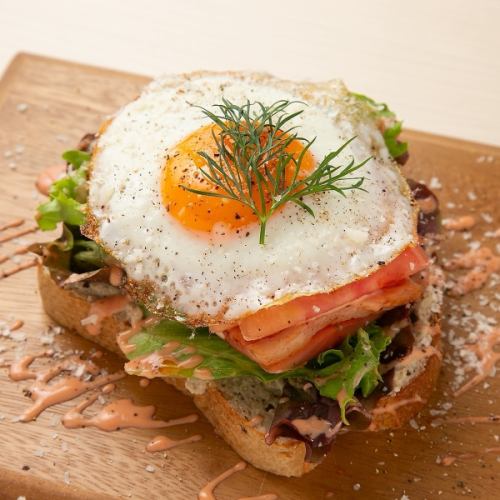 定番のサンドといえばBLT