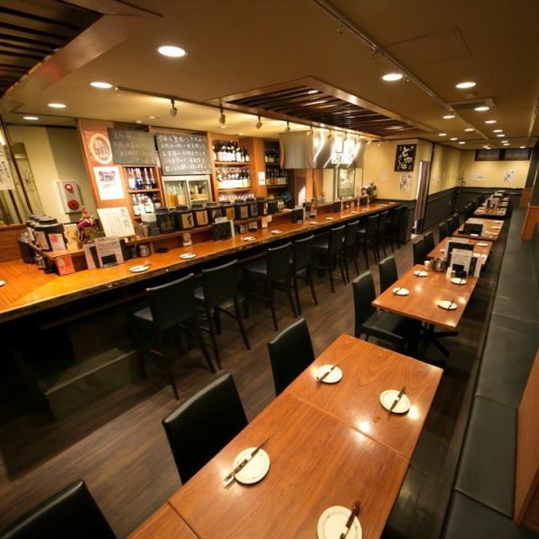 It is also popular for "one counter seat × 12 seats" which is producing a private event even in the calm atmosphere of the store.A couple or couple of small people who enjoy casual food and drink casually with a friendly companion. A seat for both singles and two is welcome.The cozy shop is easy for anyone, even women alone!