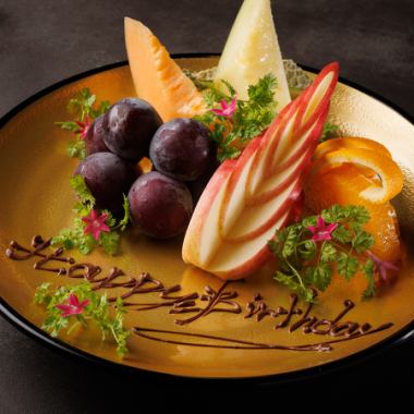 Dessert plates and surprises perfect for birthdays, etc.♪
