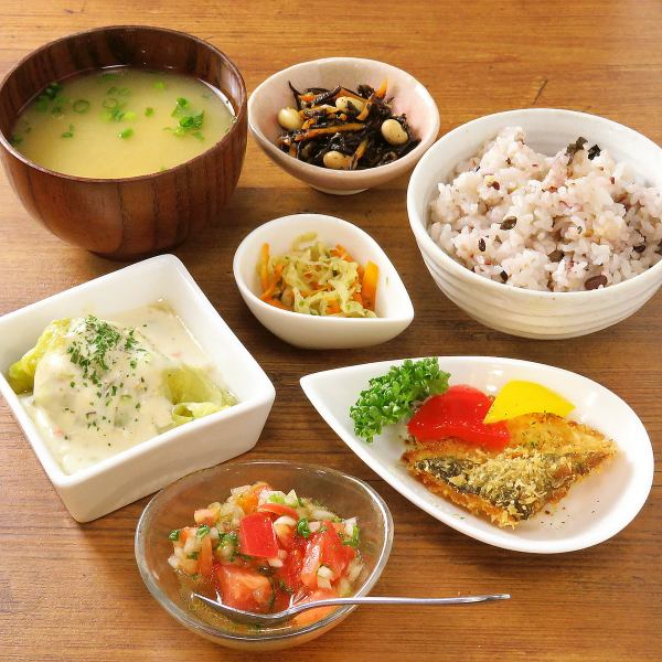 和食にほっこり≪小鉢プレート≫