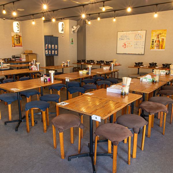 お客様のご希望やリクエストにも柔軟にお応えしており、事前にご相談いただければ、新鮮な刺身を豪華に盛り付けた船盛などもご用意可能です。特別な日やお祝いの席にも最適で、食事と空間の両方で満足いただけるサービスを心がけています。