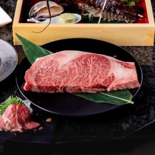 "Teppanyaki with domestic Wagyu beef"