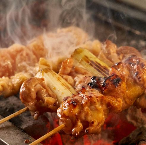 【コスパ】地鶏の炭火焼鳥が一本100円！