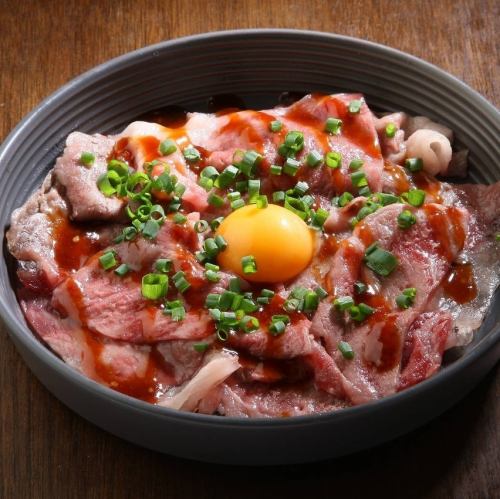 お肉料理も多数ご用意♪