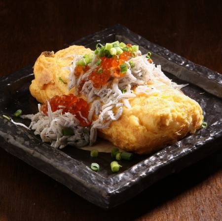 だしまき卵~しらすといくらのせ~