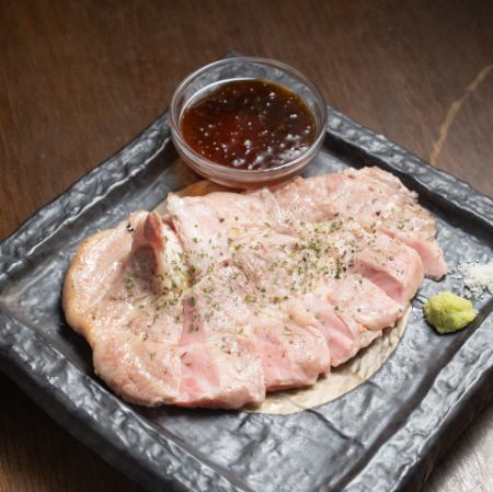 ぐんま麦豚 肩ロースのグリル