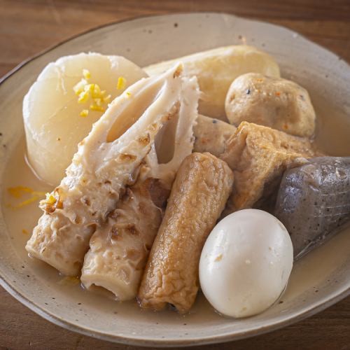 じっくり煮込まれた鶏出汁おでん