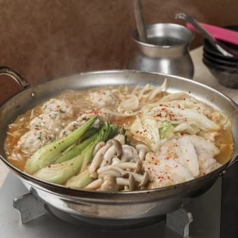 【選べる鍋付き！マーラータン鍋orもつ鍋】64品3時間食べ飲み放題コース　4100円