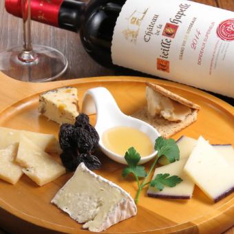 Cheese (selected cheese platter)