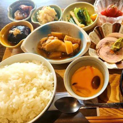 A.おばんざいセット