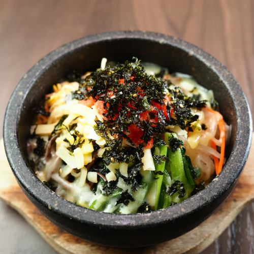 Stone-roasted cod roe cheese bibimbap