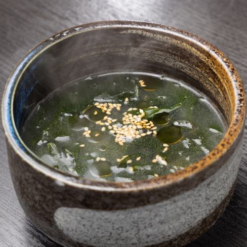 わかめスープ