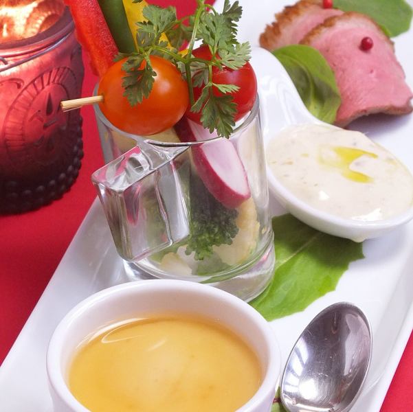 Assortment of vivid appetizers ★ We are particular about the assortment method so that you can enjoy it visually.
