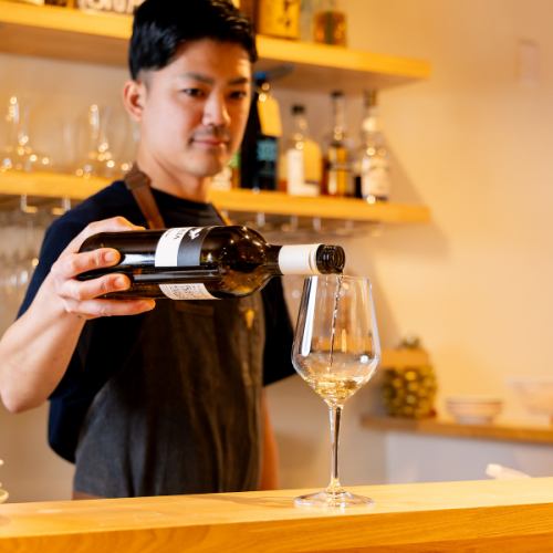 ソムリエ厳選ワインご用意♪