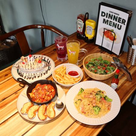 【女子会プラン♪】おしゃれな店内で楽しむこだわりのお料理5品＋3H飲み放題付き★4,000円！