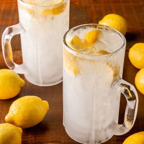 The proud lemon sour that is very popular with women!