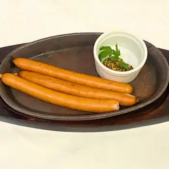三根脆皮香肠