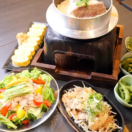 [Up to 3 hours of all-you-can-drink!] Heso Banquet Course ~ Includes sea bream rice cooked in a pot ◆ 5 dishes in total, including dashi omelet steak ◆ 4780 yen (tax included)