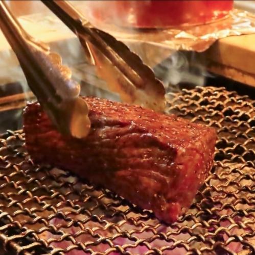 老舗精肉店直送！A5飛騨牛