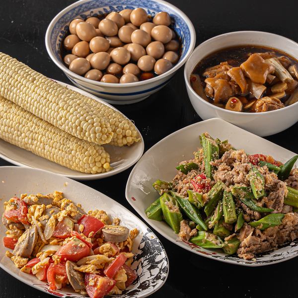 こだわりの食材を使用♪　日替わりの鉢のお料理