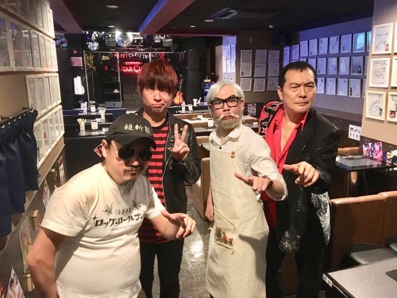 お1人のお客様も多く、カラオケやダーツに行くような感覚で気軽にご来店いただけます！