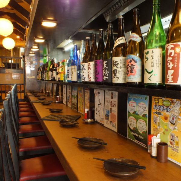 迫力満点のカウンター席☆気さくなスタッフが貴方の為の最高の時間を作ります！お一人様でもお気軽にお越し頂けます♪お仲間とご一緒でも、デート使いにも最適です！