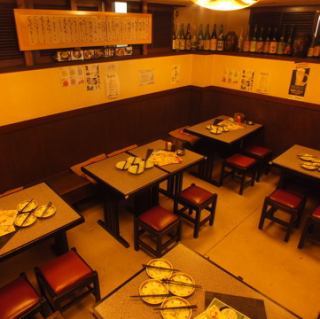 テーブルのお席は6名様/5名様/4名様/3名様用と、人数に合わせてご案内致します★