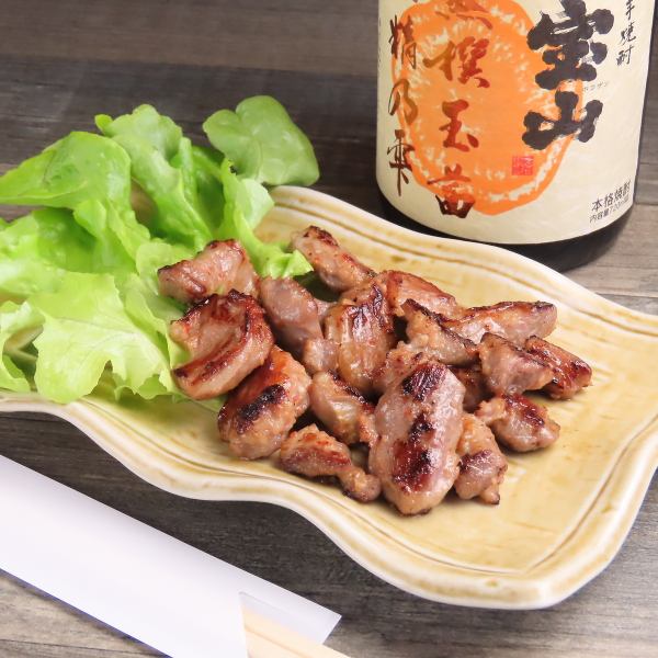 ジューシーさが自慢のお肉メニューが揃っています