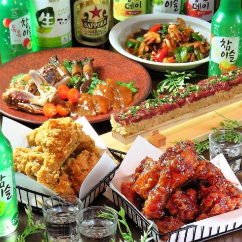  オシャレな照明が目を引くモダン＆ゆっくりと寛げる空間を。