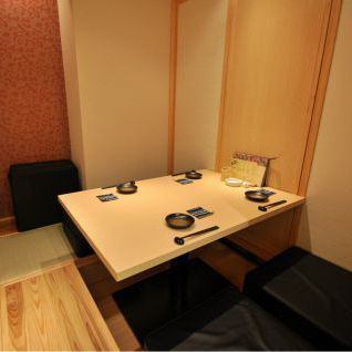 It is a private room for parlor and digging.You can enjoy cooking while stretching your legs and relaxing.Due to the popularity of the seats, we recommend that you make a reservation in advance.Ideal for dinner and dating.Enjoy delicious food in a high-quality space!