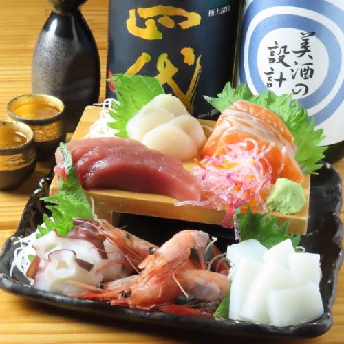 Assorted sashimi