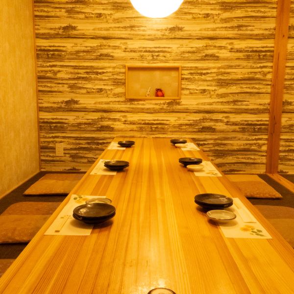 和の趣きのある個室。8名様から個室をご用意。10名様までの旅館風個室