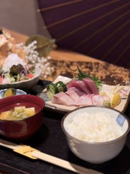 お刺身定食
