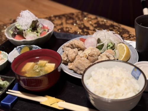 四万十鶏の唐揚げ定食