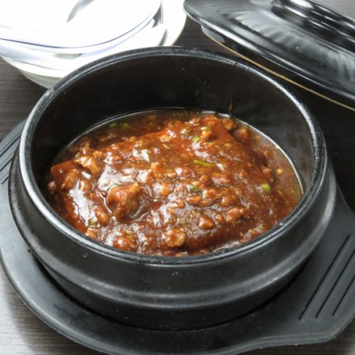 ぶ　麻婆豆腐