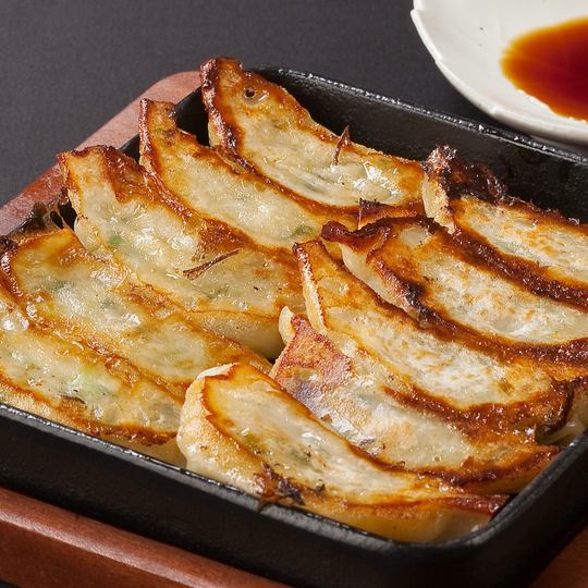 仕事終わりやお仲間との飲み会、広島駅で集合しての飲み会など、どんなシーンにも使いやすいお店になっております！おひとり様からでもお気軽にお入りください★