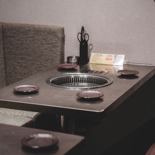 테이블의 좌석은 레이아웃 변경 가능합니다!